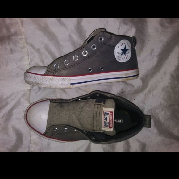 Converse - Picture 2 of 3